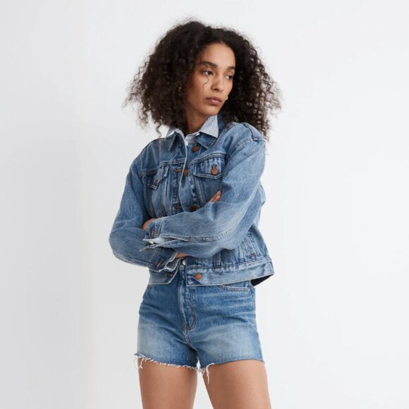 Madewell Jackets & Blazers - Madewell Cropped Trucker Jean Jacket in Woodlane Wash, Size S